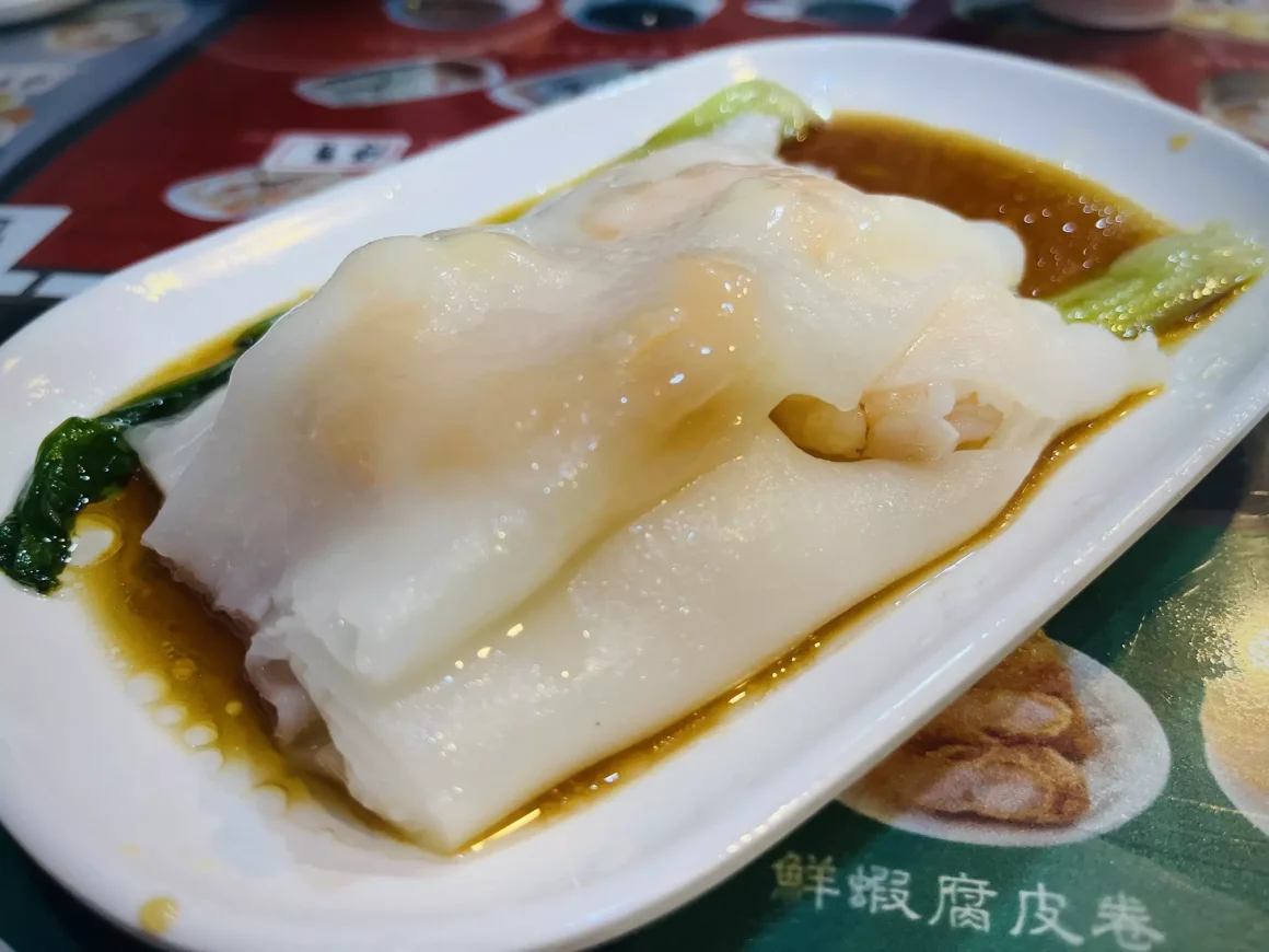 板橋港式飲茶《港豐撈麵飯堂》評價:衝著近 8,000 則好評去吃!在地老饕的真實必點與避雷點評 17 港豐撈麵飯堂|鮮蝦仁腸粉