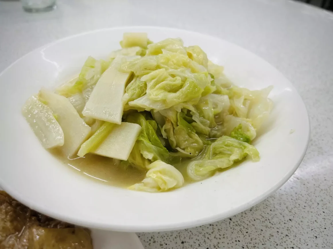 【西門町美食】《開開看江浙小吃》評價老實說|70年老字號隱藏巷弄!奶奶味烤麩、必點盆頭菜與私房點餐攻略 17 開開看江浙小吃