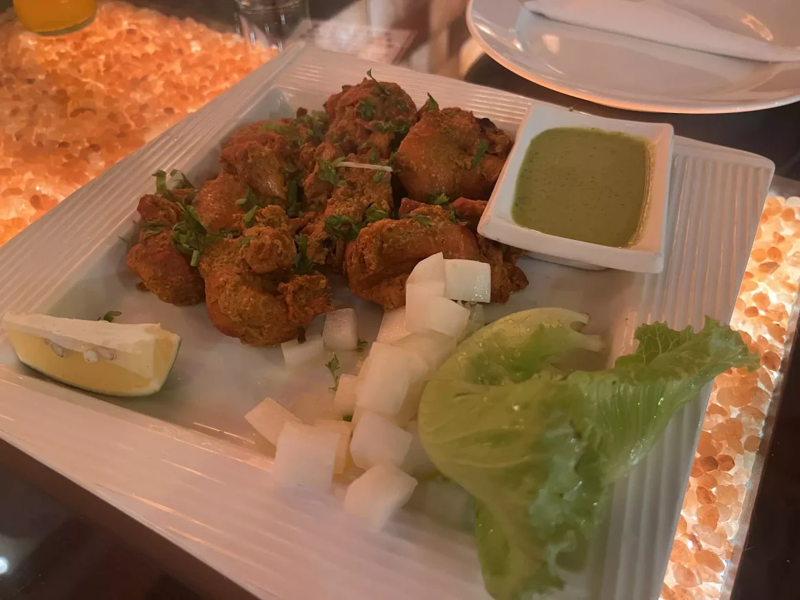 【板橋美食】江子翠《瑪莎拉印度餐廳》評價:好吃嗎?甜起士烤餅有夠邪惡,還有超愛討拍的焦糖貓 17 江子翠《瑪莎拉印度餐廳》